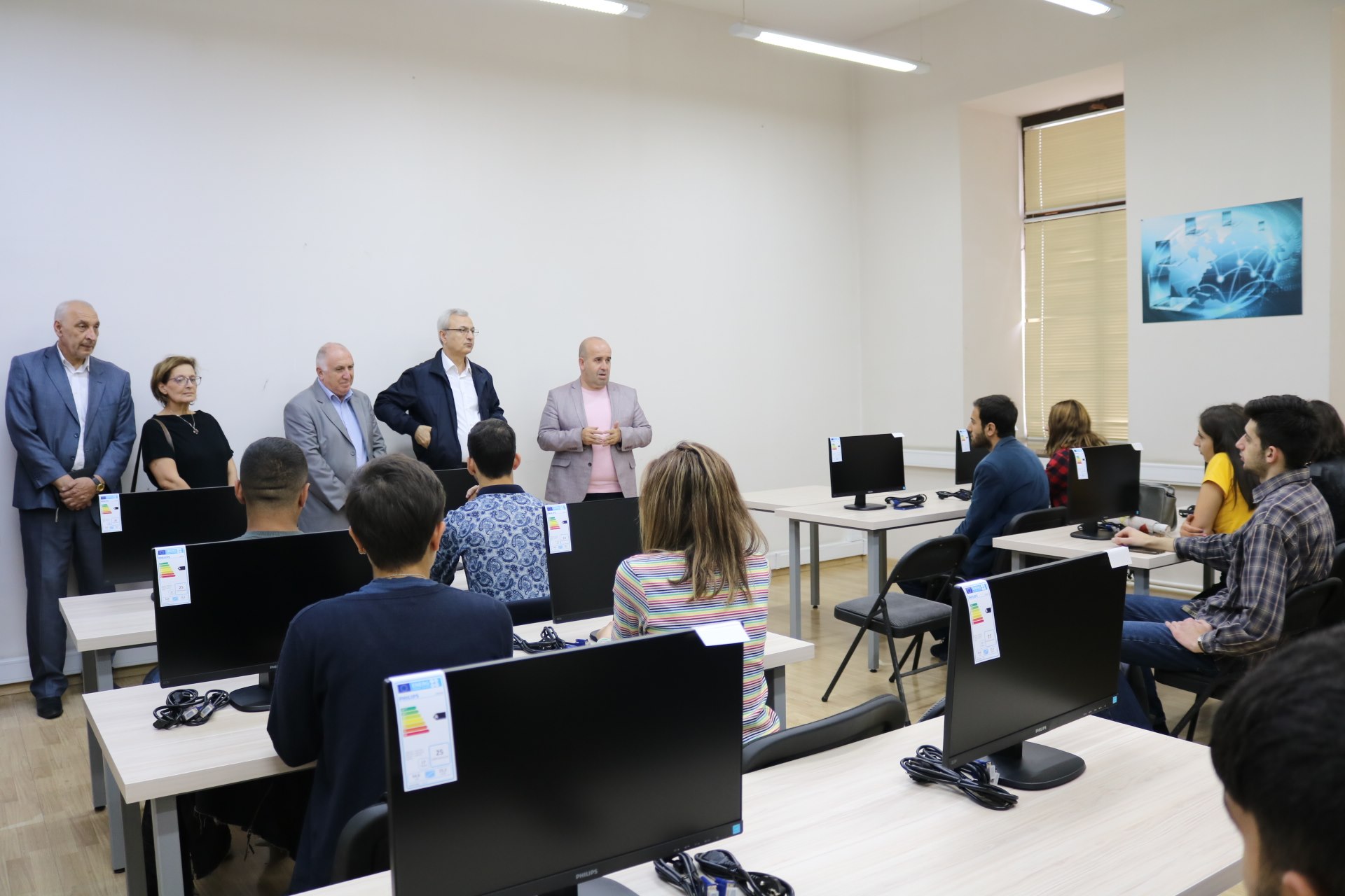 70407076_2533325946703813_7089244410000441344_o